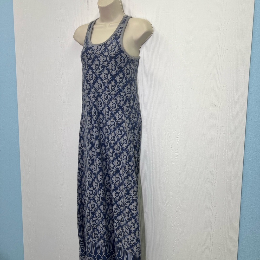 Athleta - Blue & Grey Floral Support Bra Razer Back Pockets Maxi Dress Size XS - Picture 4 of 11